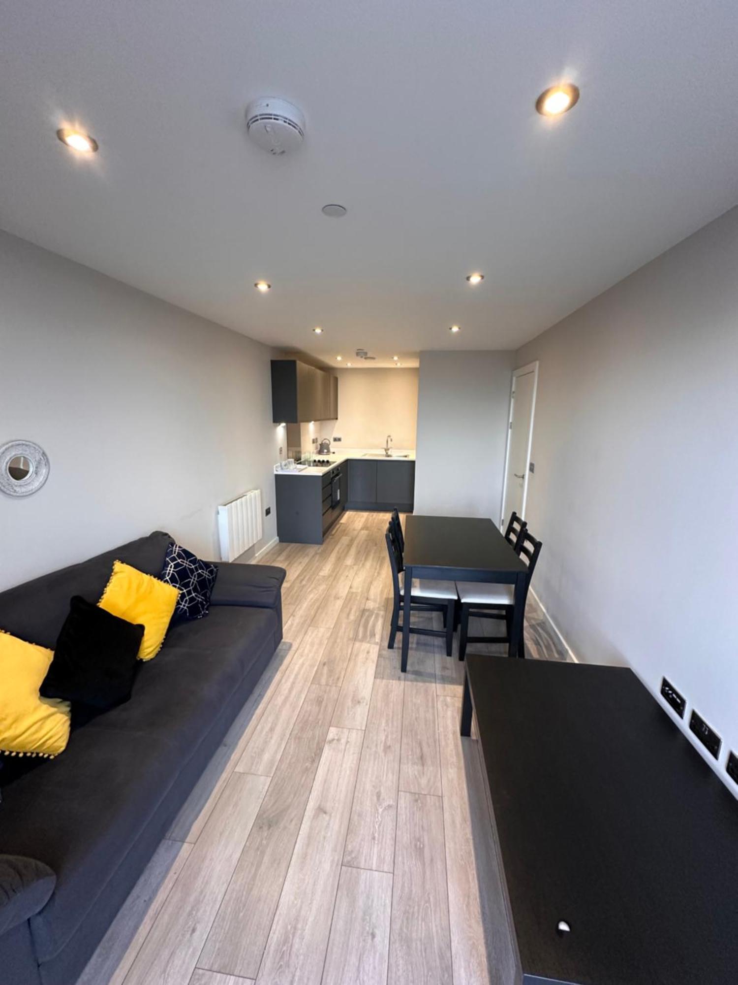 Park Central Liverpool Apartment ภายนอก รูปภาพ